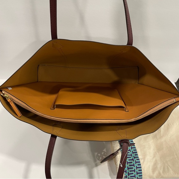 Tory Burch Burgundy Tote Bag - Picture 6 of 14